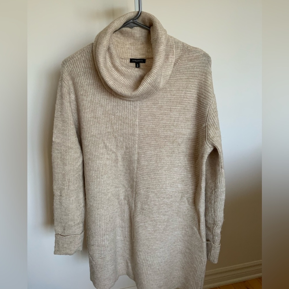 Dynamite Turtleneck